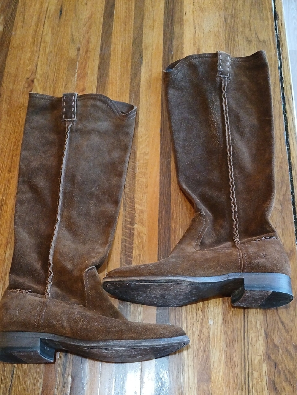 Frye Cara Suede Boots - 7B